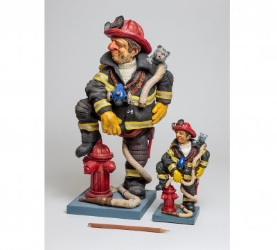 مجسمه فورچینو Firefighter